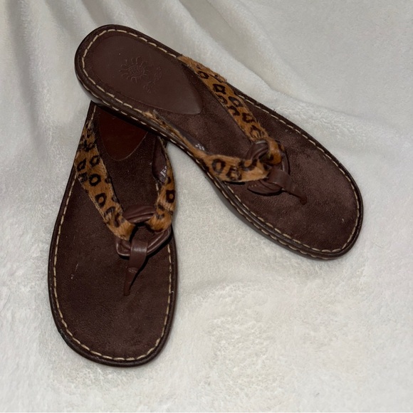 YELLOW BOX Moon, animal hair sandals, leather and leopard, like new flip flops 9 - Picture 2 of 9